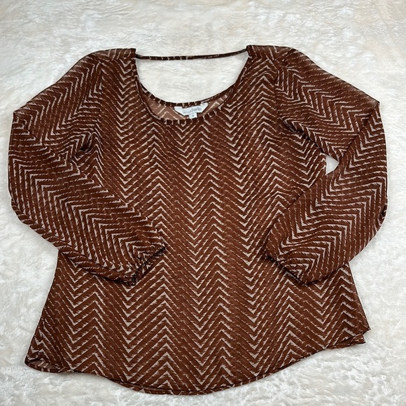 Charming Charlie Tops - Charming Charlie Fitted Brown and White Chevron Blouse